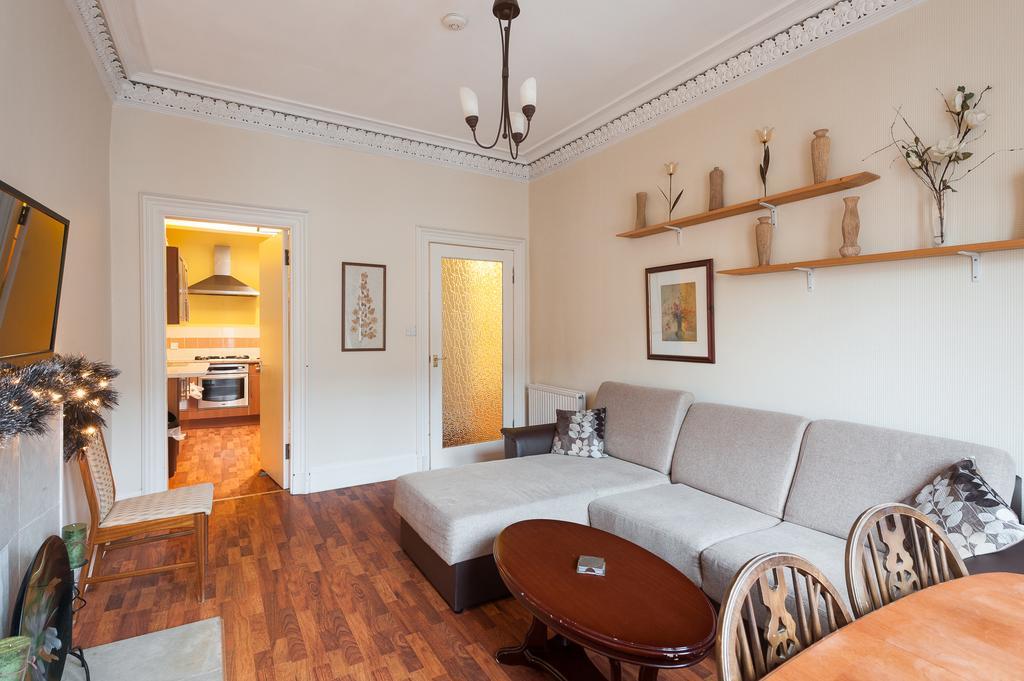 Pitt Street Apartment Beautiful Spacious Apartment Free Parking And Free Sanitizer Единбург Номер фото